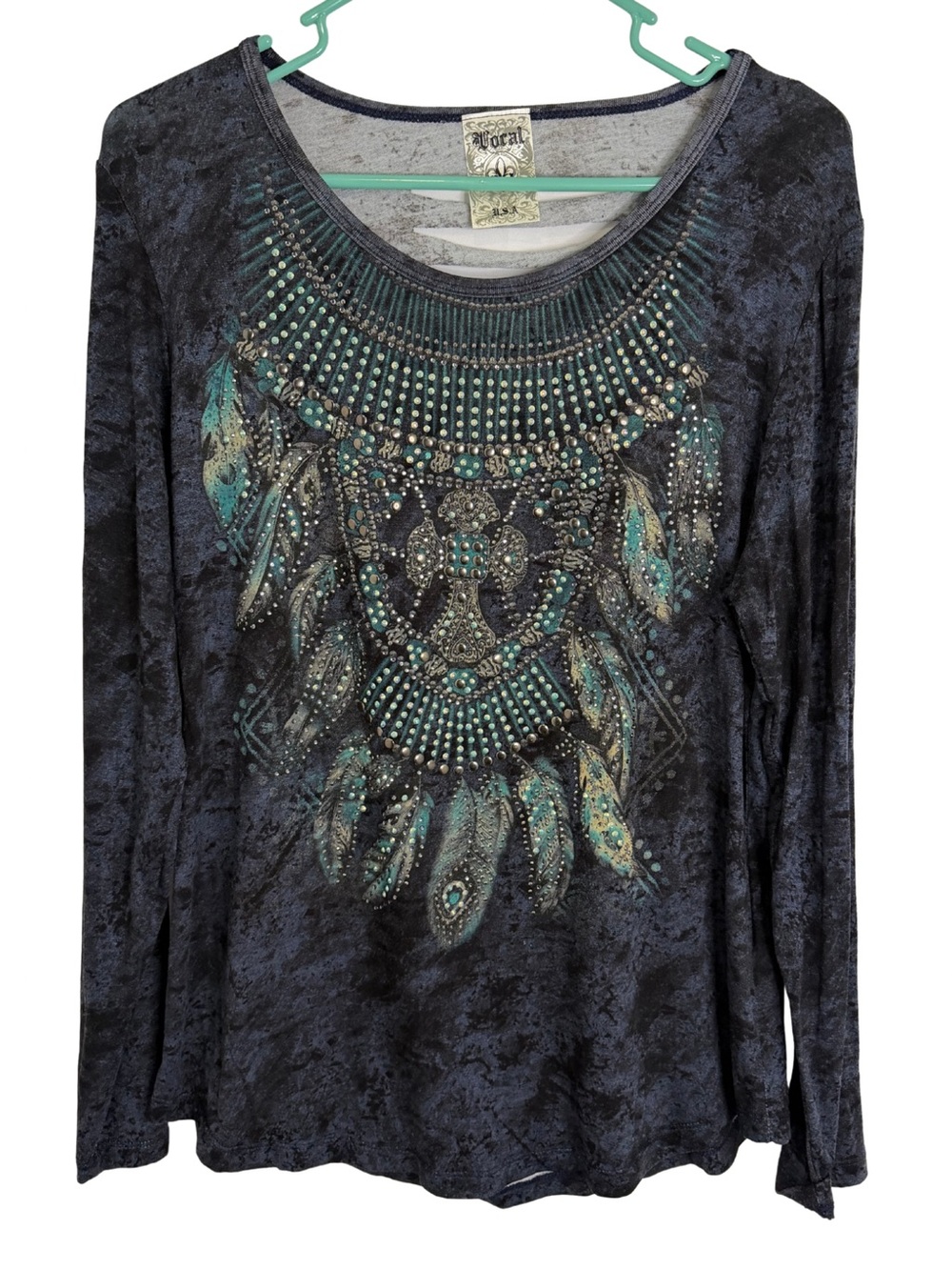 3/$20 Vocal Beaded Feathers & Cross Back Cutout Long Sleeve Shirt Size XL